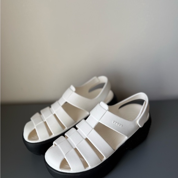 CROCS Shoes - New Crocs Platform Stomp Fisherman Sandal